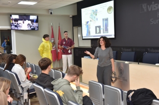 Jornada de Puertas Abiertas IES Profesor Máximo Trueba visita VISAVET-UCM