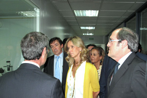 El Director de VISAVET guió la visita de los ministros y rectores por las instalaciones del centro